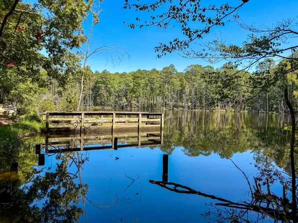 1496 Sunnyhill Rd, Camden, SC 29020