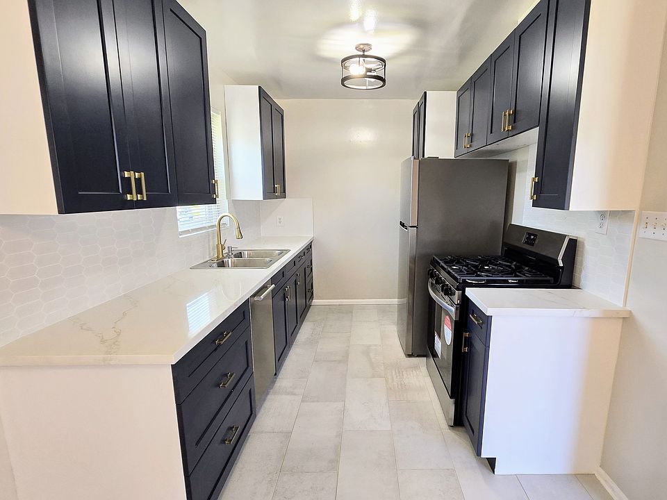 Modern kitchen