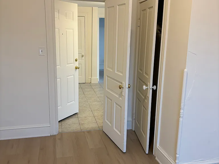 14 E Market St #7 — Photo 8