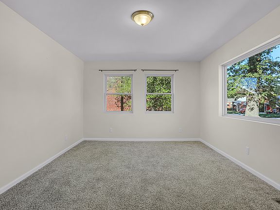 4th image of 1217 Grant Dr