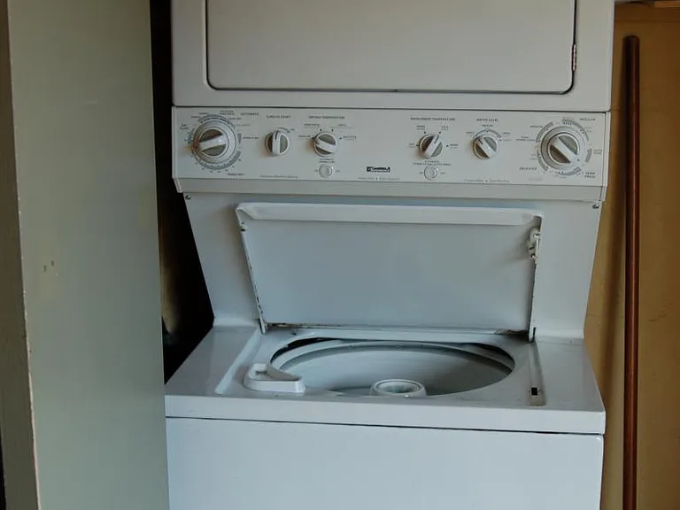 In unit washer & dryer