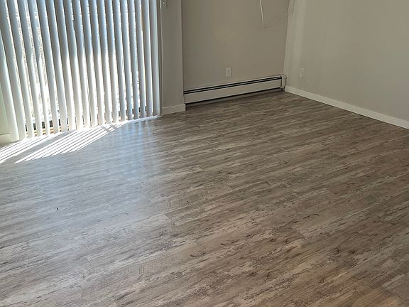 4th image of 427 S Johnson St #5S