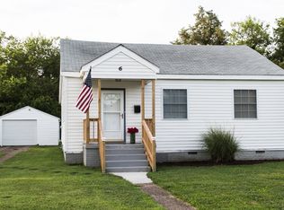 6 Cavalier Rd, Hampton, VA 23669