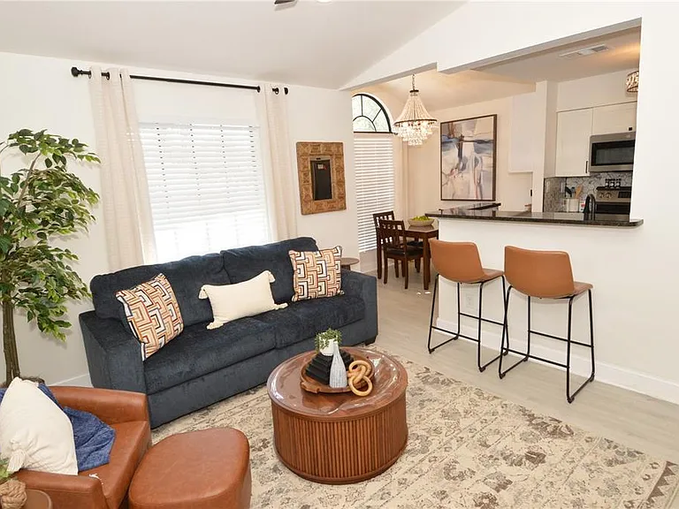 8714 Mallard Reserve Dr #201 — Photo 16