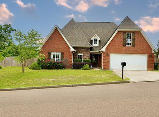 201 Forest Glen Dr, Oxford, MS 38655