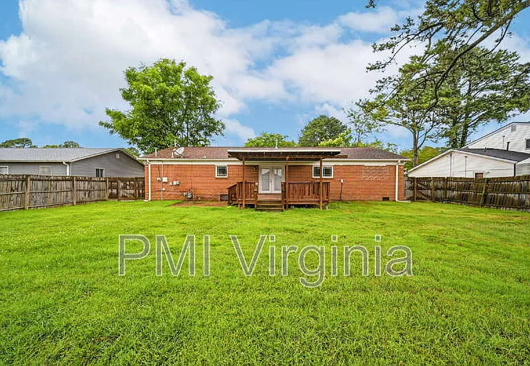 5389 Susquehanna Dr — Photo 30