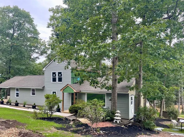 39 Sewall St, Boylston, MA 01505