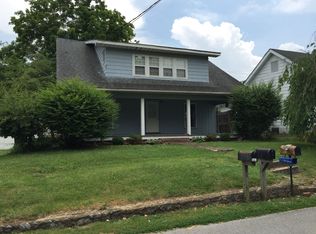 552 Cedar St, Bluff City, TN 37618