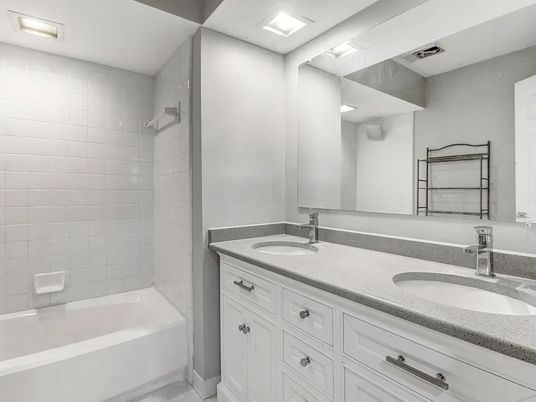 1904 Stephens St — Photo 18
