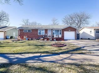 2128 Roach St, Salina, KS 67401