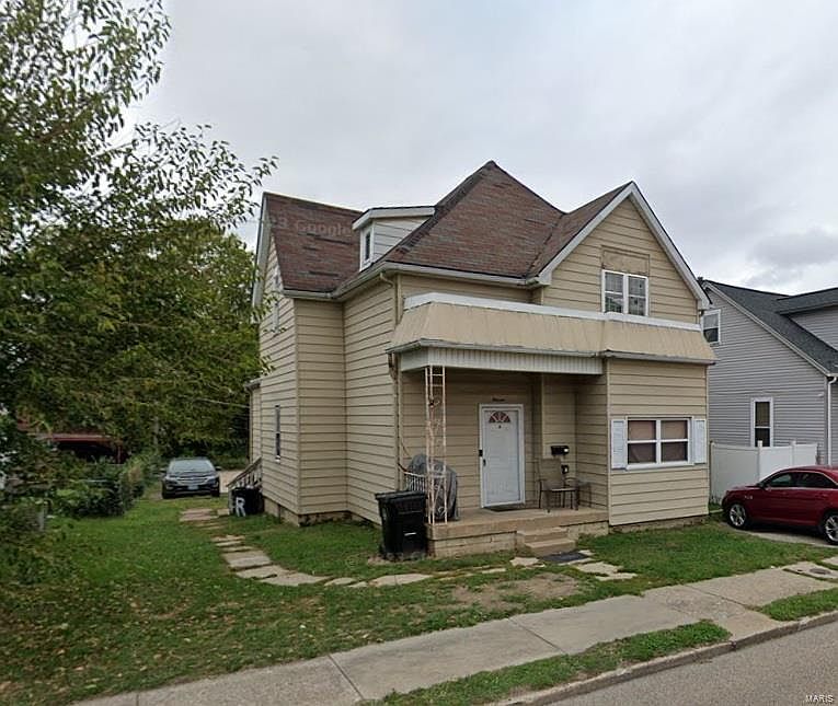 2nd image of 11 N 17th St