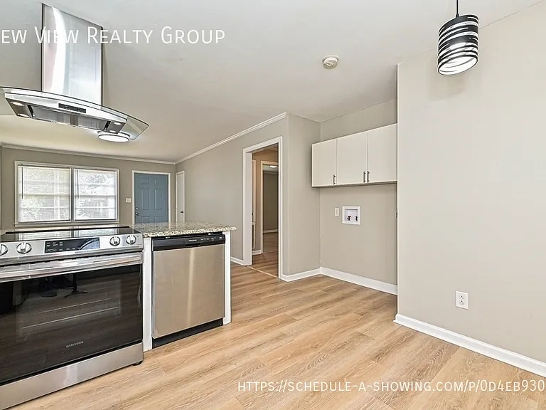 321 Hamilton Dr NE #1 — Photo 8