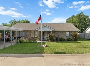 367 Elm St, Lone Grove, OK 73443