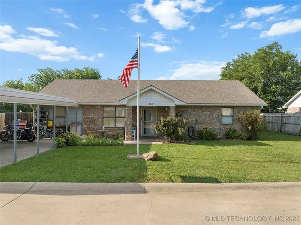 367 Elm St, Lone Grove, OK 73443