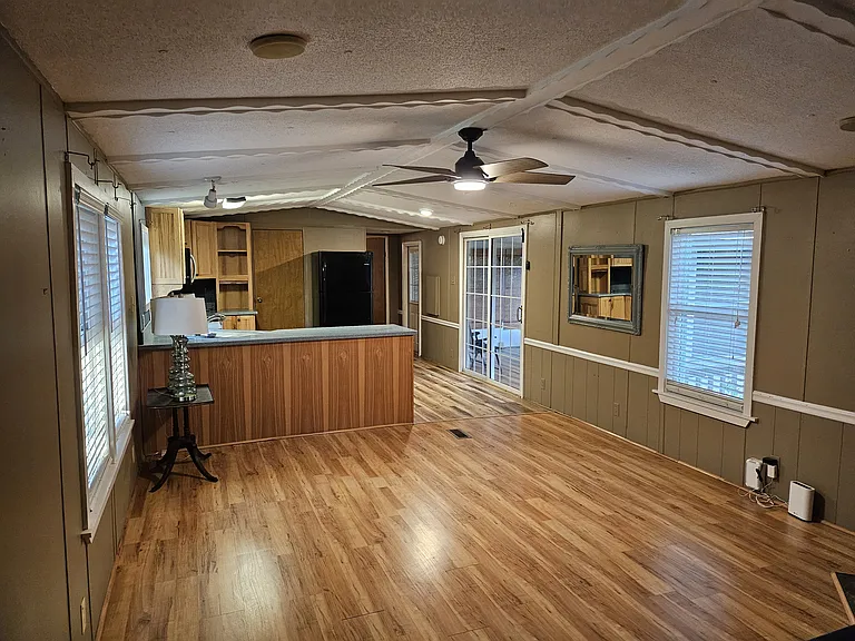 114 Pedal Park Ln — Photo 3