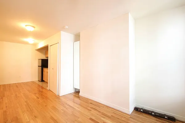 Rented by Keller Williams NYC | media 7