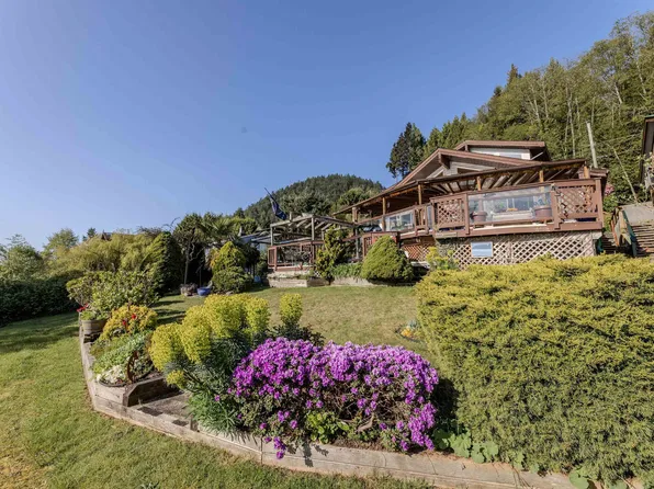 1162 Point Rd, Sunshine Coast, BC V0N 1V1