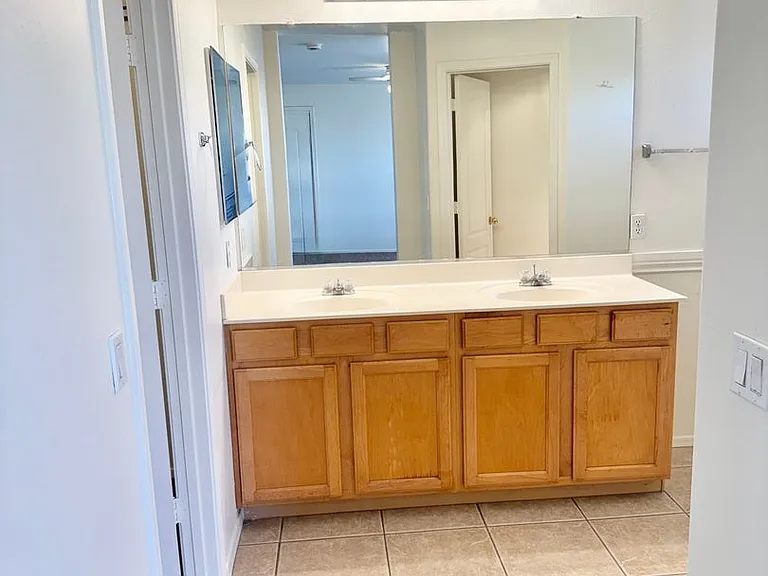 2106 W Alta Vista Rd — Photo 20