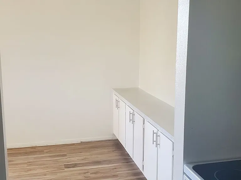 Sand Pebble Community *Renovated Units — Photo 47