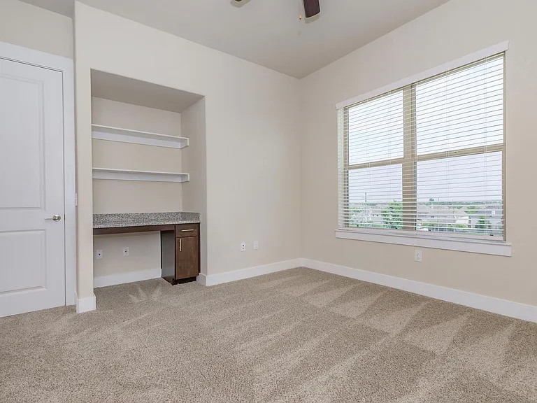 7600 Mason Rd — Photo 30