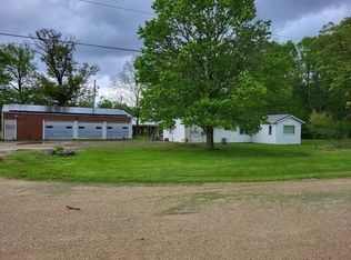 1751 Franklin Rd, Franklin Grove, IL 61031