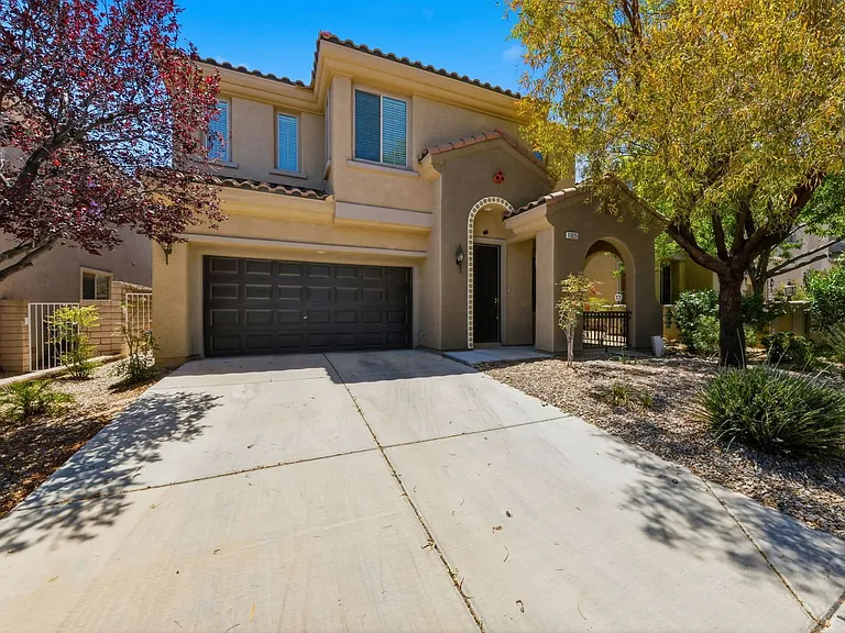 11825 Amistoso Ln — Photo 1