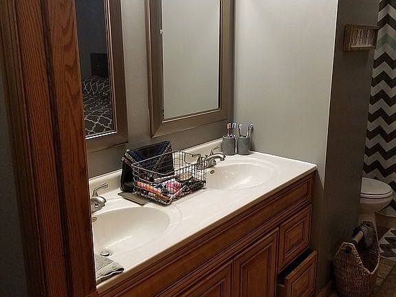 Upstairs bathroom