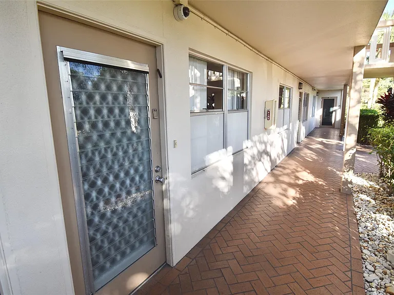 4301 Martinique Cir #K1 — Photo 18