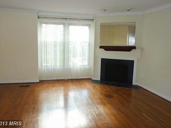 2nd image of 1901 N Adams St APT C