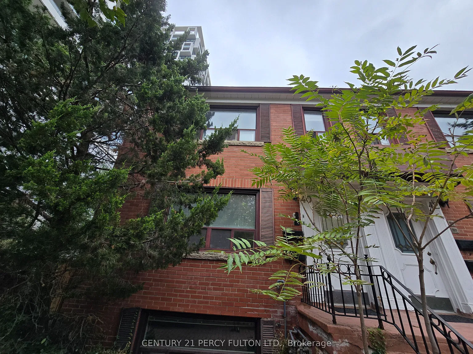 2 bed, $2,300 — Photo 3