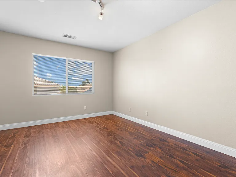 1006 Aspen Breeze Ave — Photo 15
