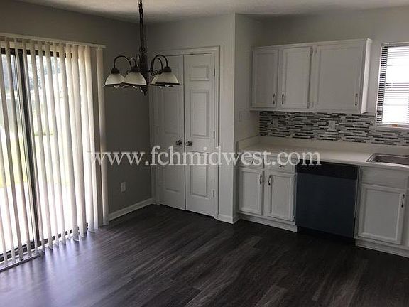 4th image of 11807 E Hartland Dr
