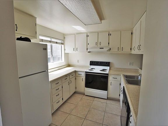 5th image of 8761 Lake Murray Blvd #87-9