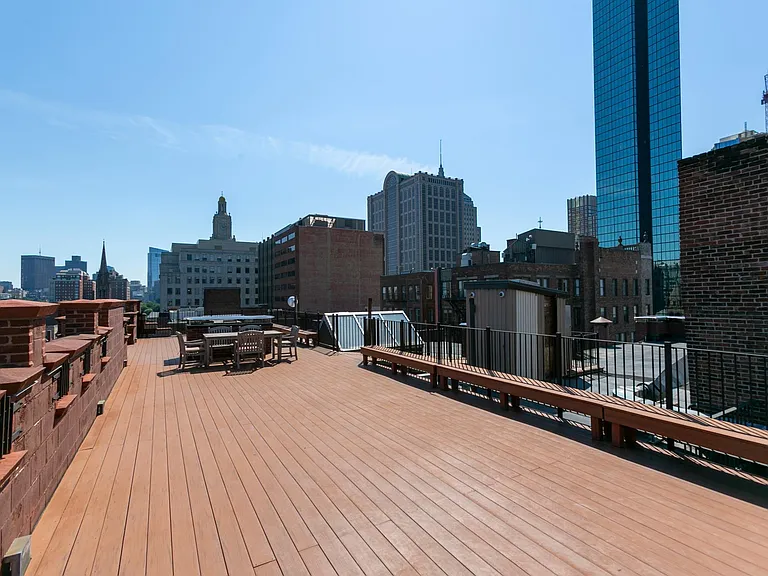 271 Dartmouth St #2M — Photo 13