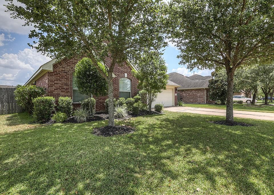 1st image of 3408 Ivy Arbor Ln