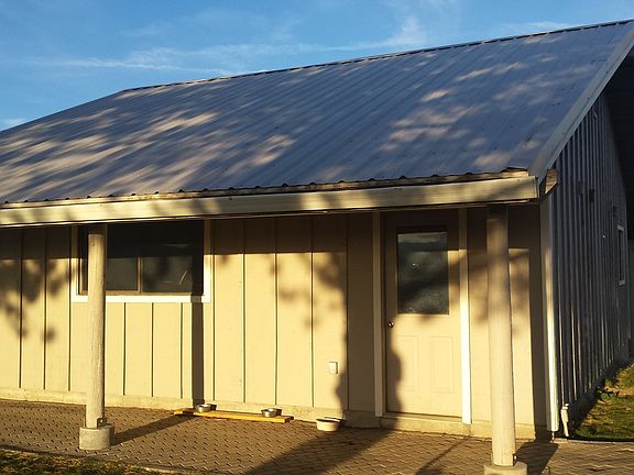 4th image of 2502 NW Country Ln