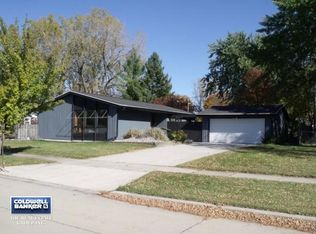 2630 S Berry Dr, Appleton, WI 54915