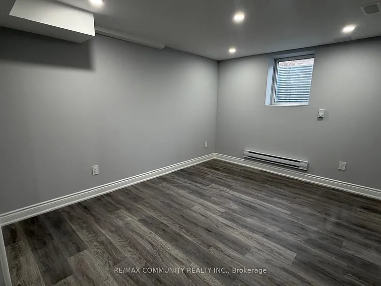224 Fleetwood Dr #BASEMENT — Photo 15