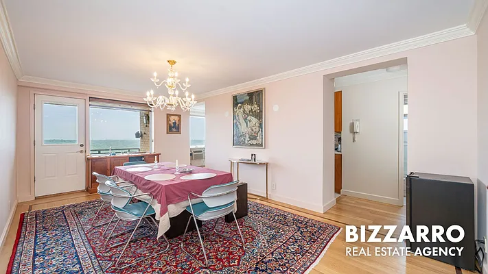 Dining area, photo 2