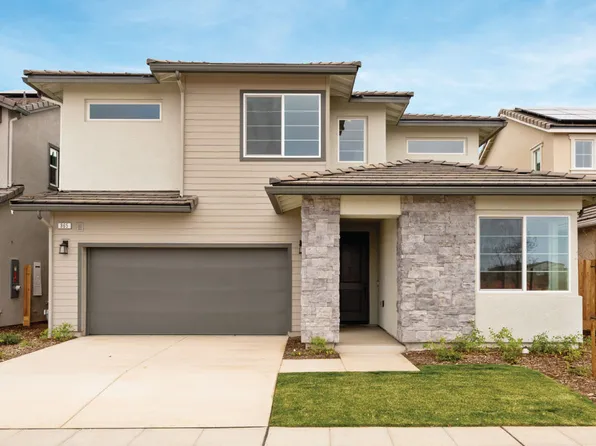 365 Peters Rd S, Madera, CA 93636