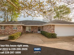 2015 S Hill Rd, Biloxi, MS 39532