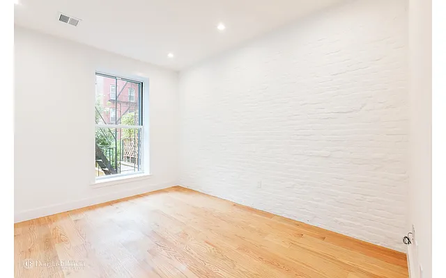 Rented by Douglas Elliman | media 11