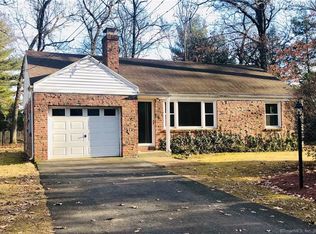 44 Meadowbrook Rd, Granby, CT 06035