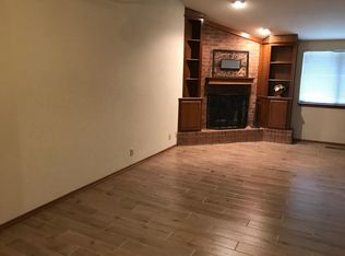 1055 Rambling Oaks Dr, Norman, OK 73072