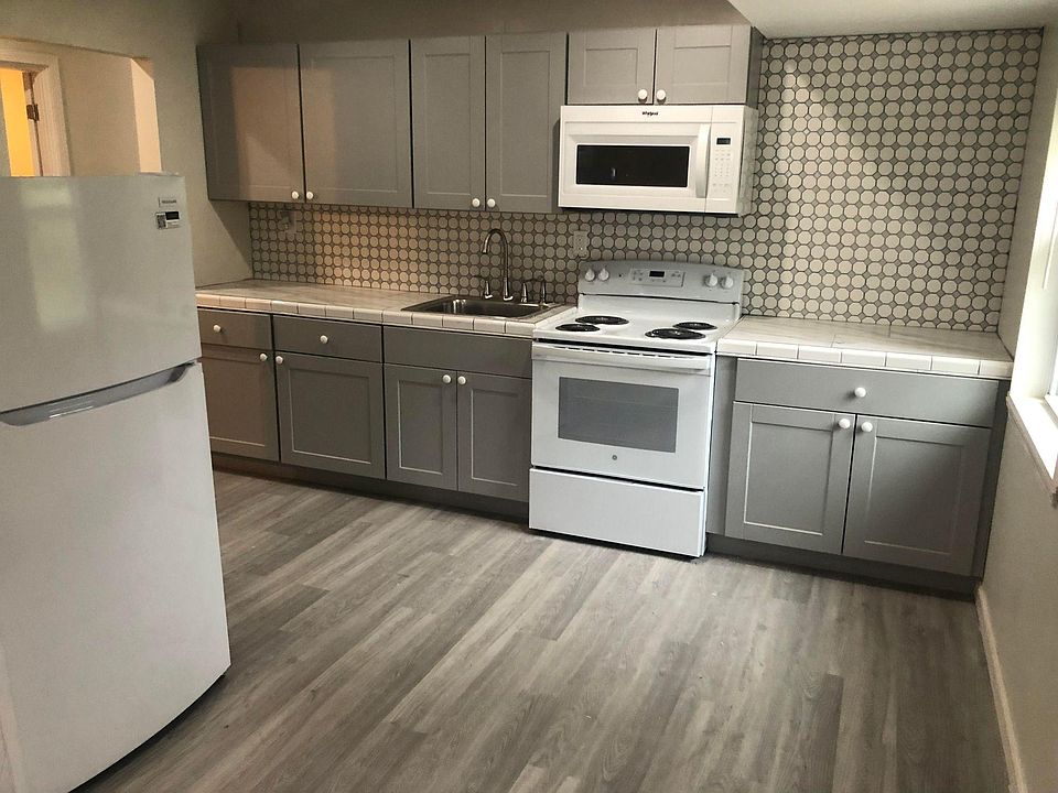1st image of 10524 Spring Garden Dr