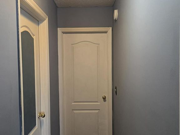5th image of 235 Baybrook Cir