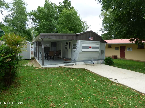 76 Seminole Rd, Crossville, TN 38572