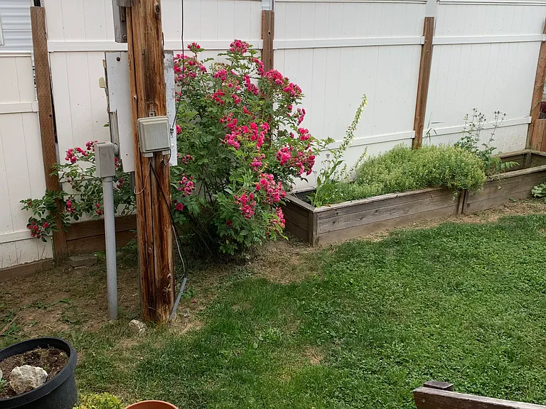 702 N Florence Ave #9 — Photo 7