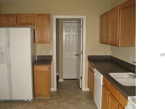 2nd image of 249 McKay Blvd
