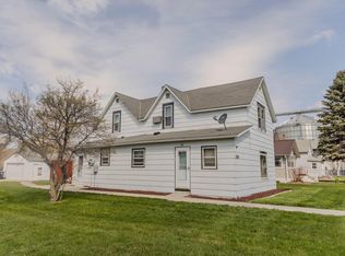 109 2nd St W, Chokio, MN 56221